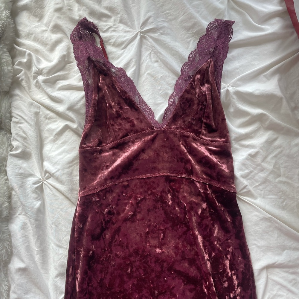 UO Burgundy Velvet & Lace Dress Small